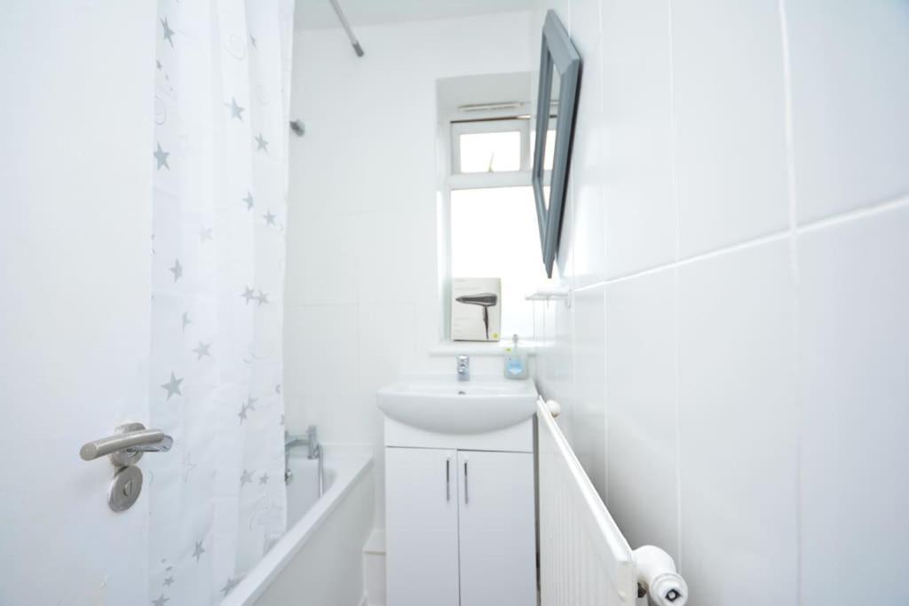 London Zone2 Classic 3 Bedroom 외부 사진